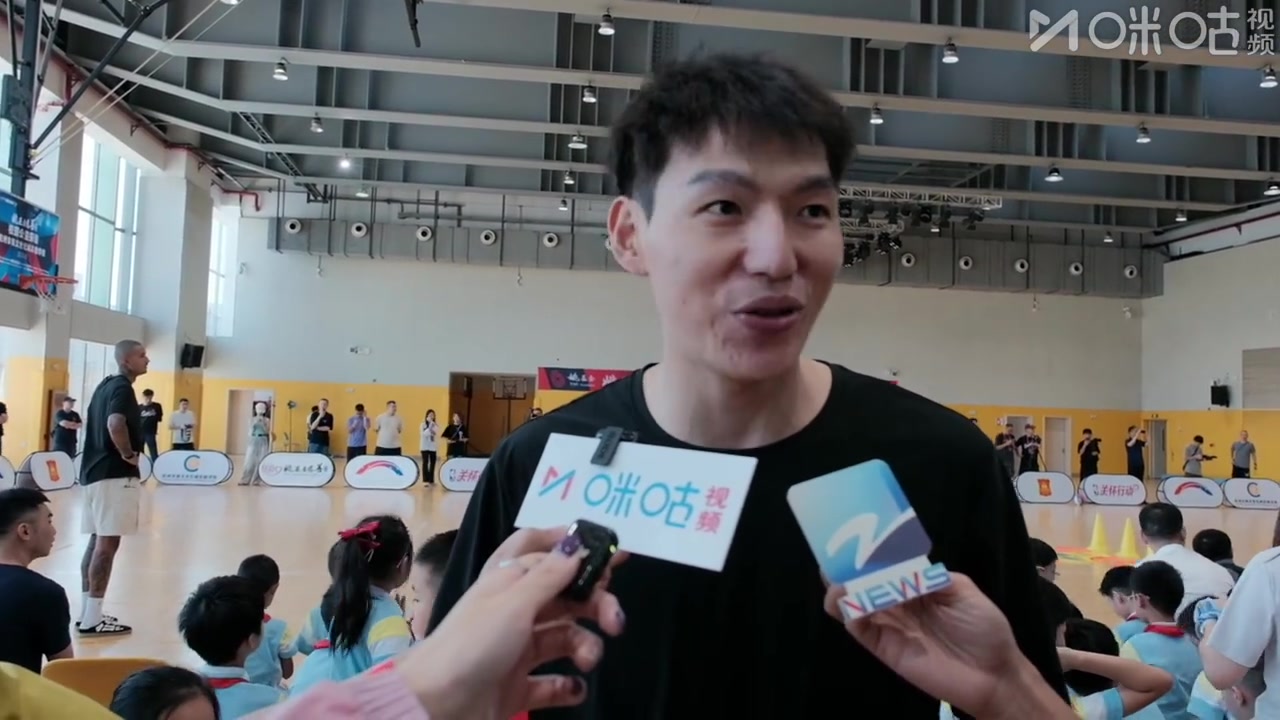 吴前：希望帅澎今晚打出好的表现 希望中国男篮夺得亚洲杯冠军